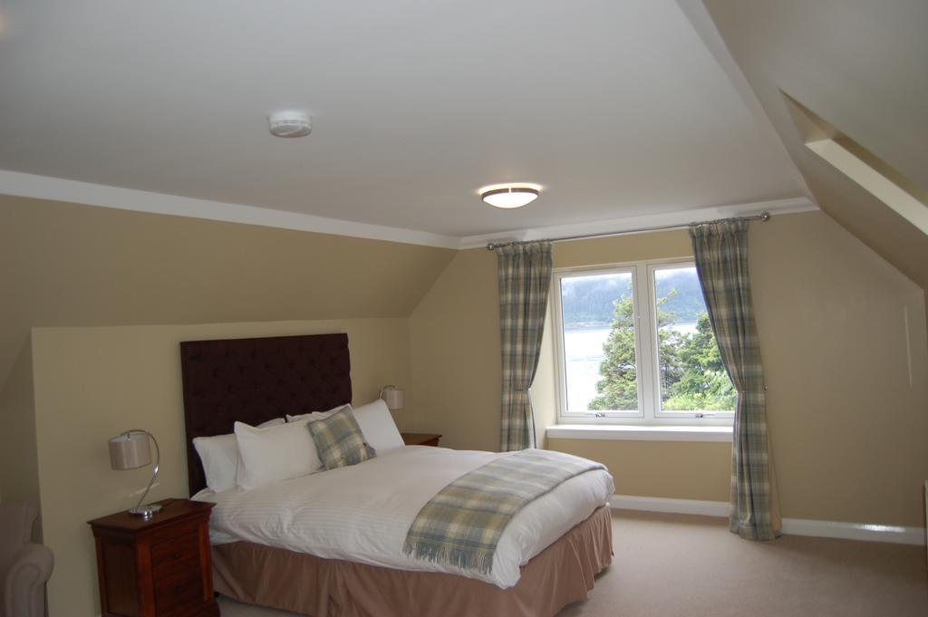 Allt Nan Ros Apartments Onich Buitenkant foto